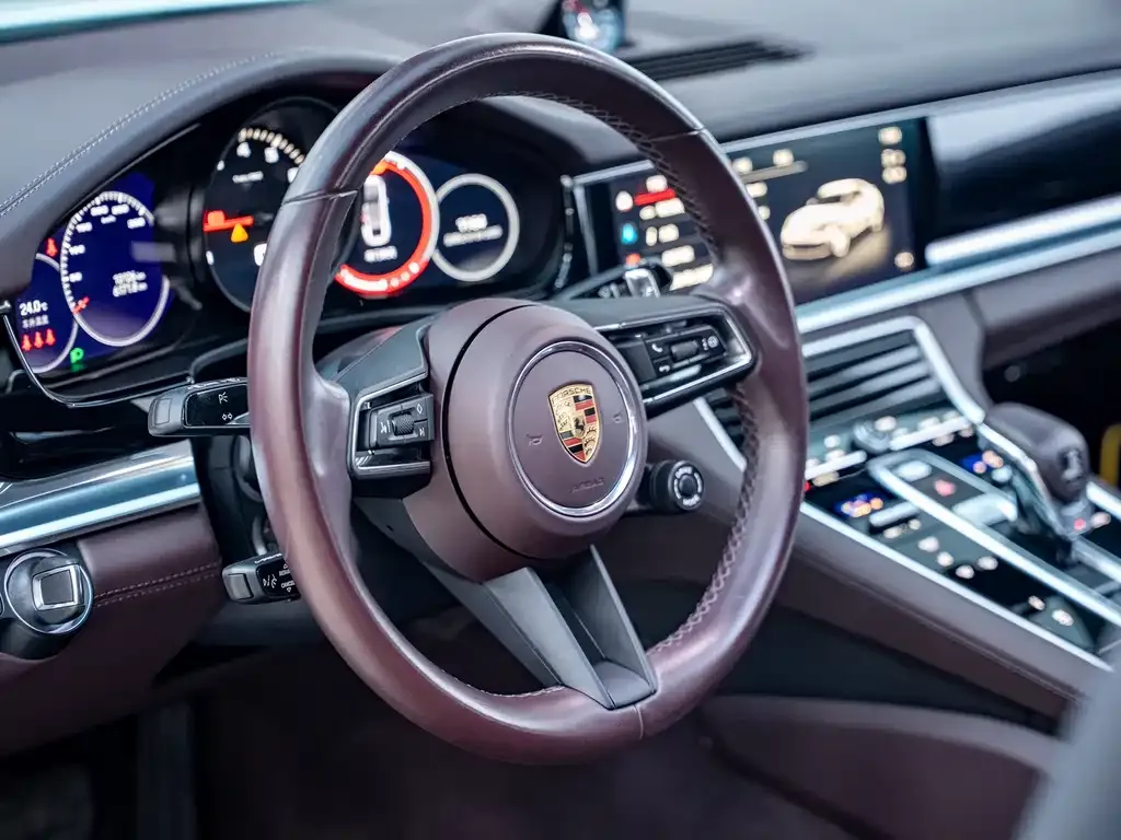Porsche Panamera — фото 8