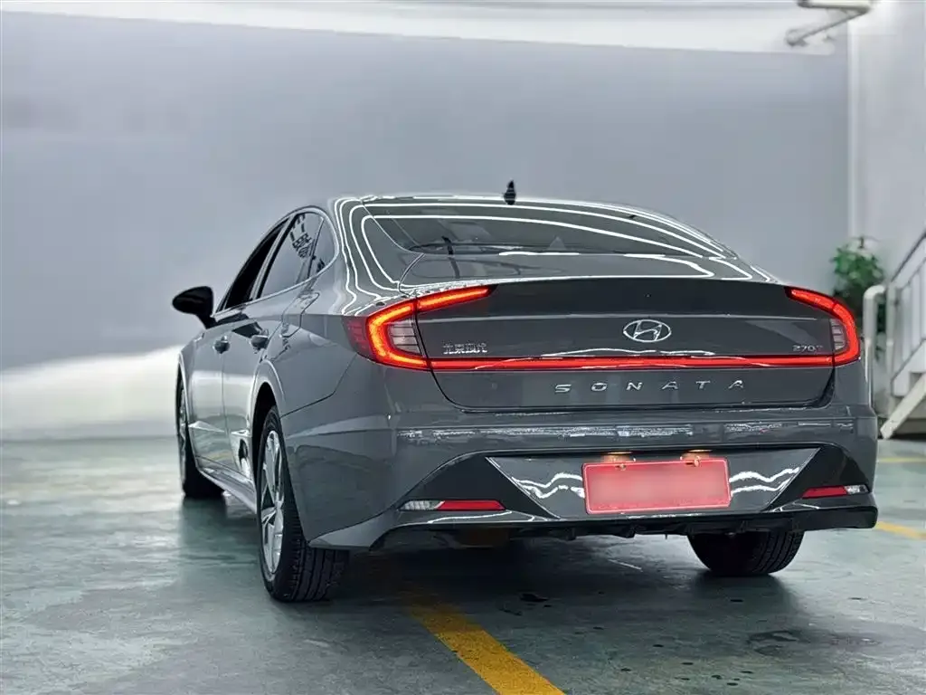 Hyundai Sonata — фото 10