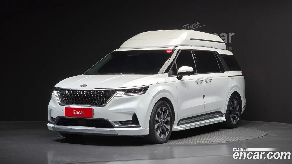 Kia Carnival — фото 1