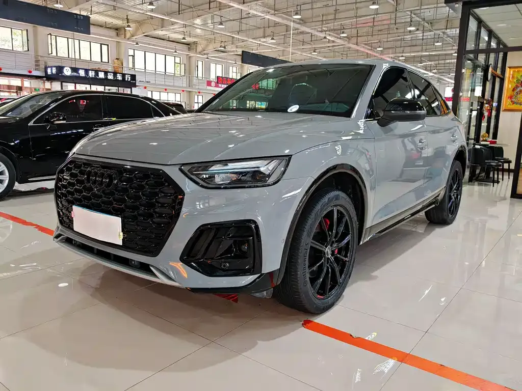 Audi Q5L Sportback — фото 2
