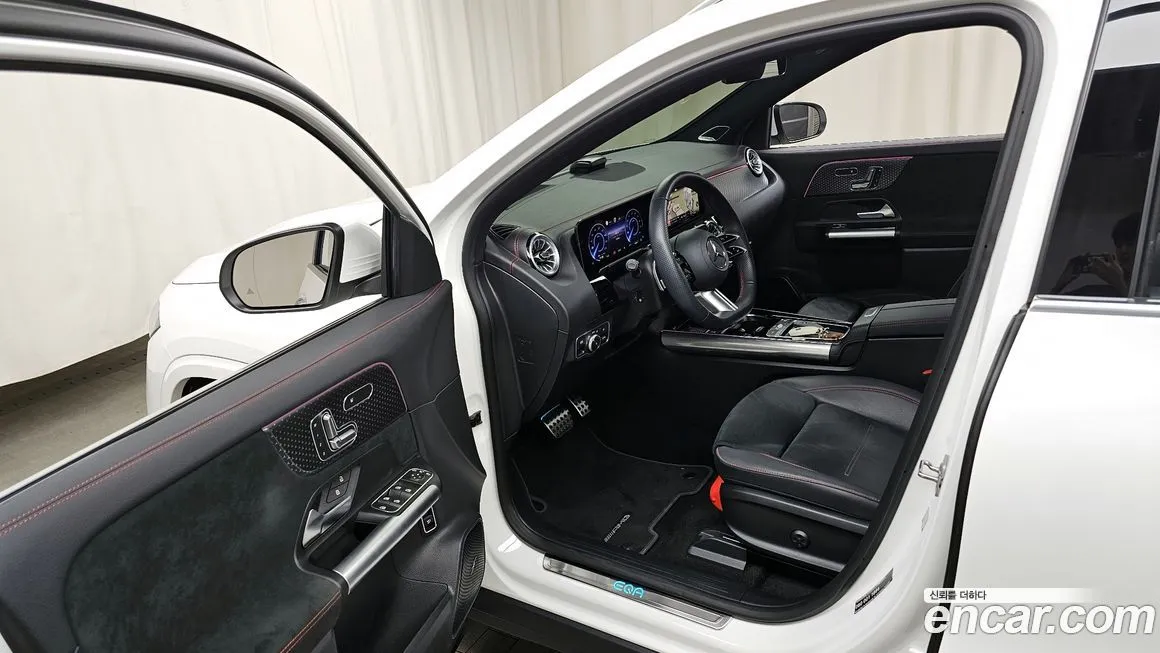 Mercedes-Benz EQA — фото 10