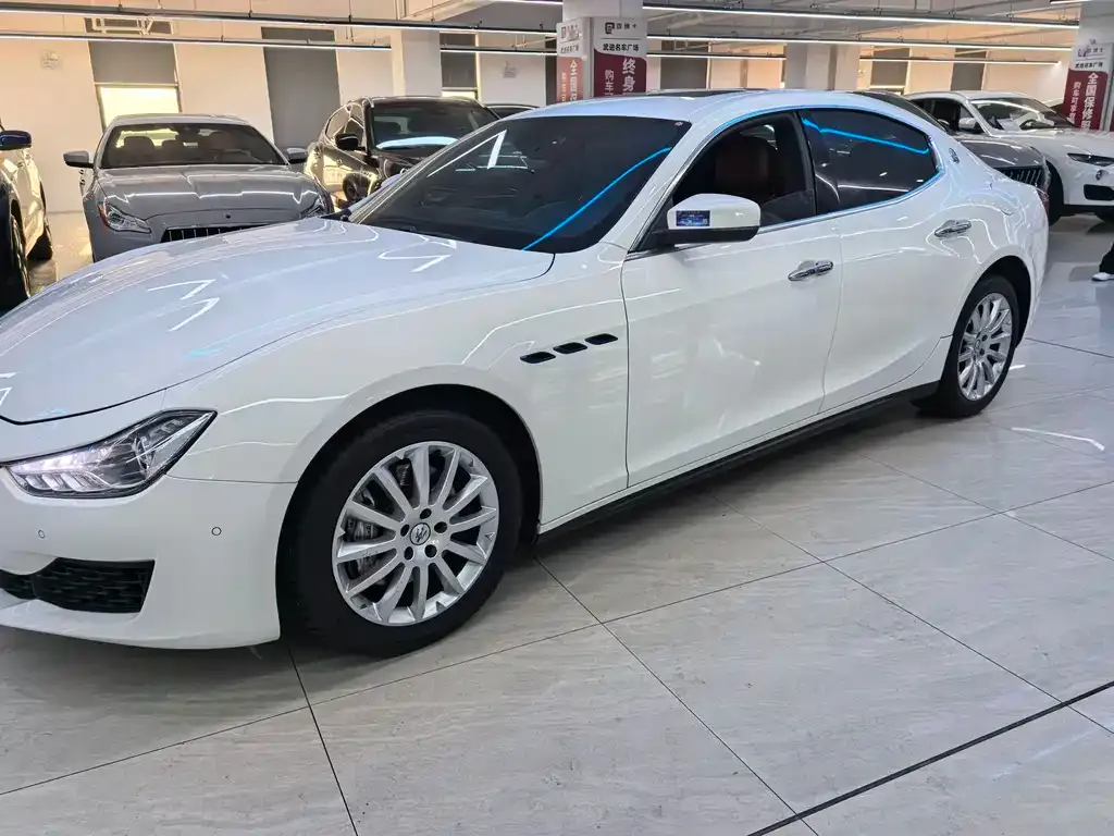 Maserati Ghibli — фото 2