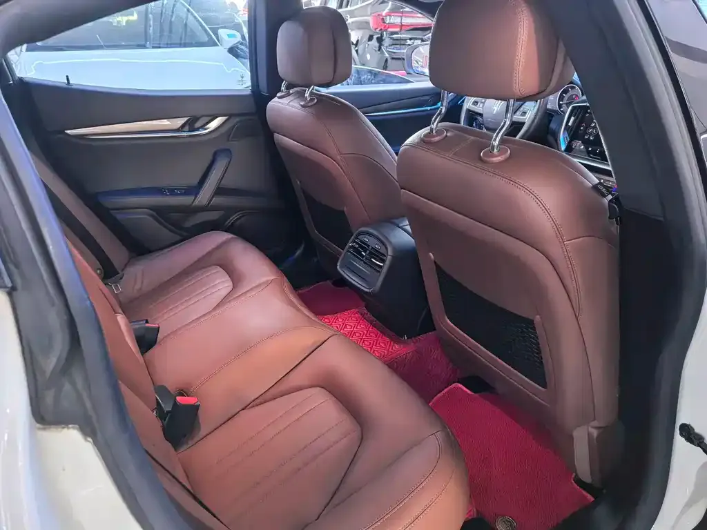 Maserati Ghibli — фото 5
