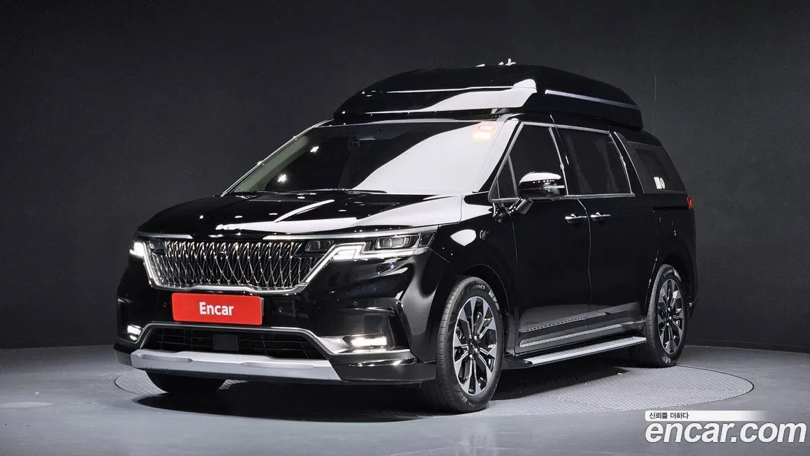Kia Carnival — фото 1