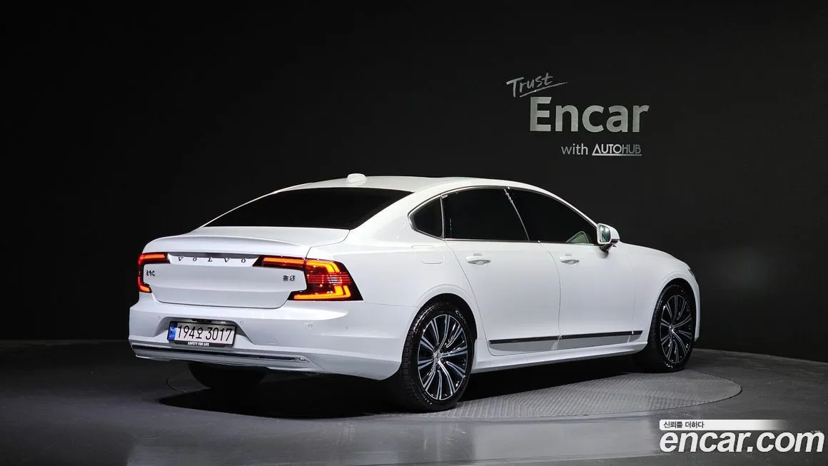 Volvo S90 — фото 2