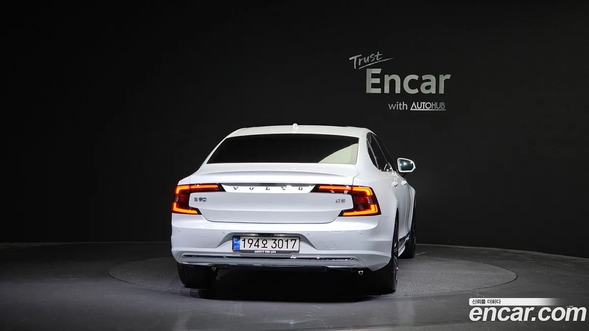 Volvo S90 — фото 4
