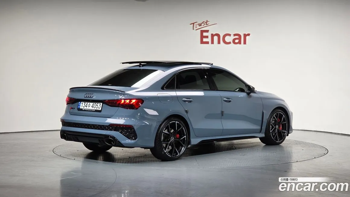 Audi RS3 — фото 2