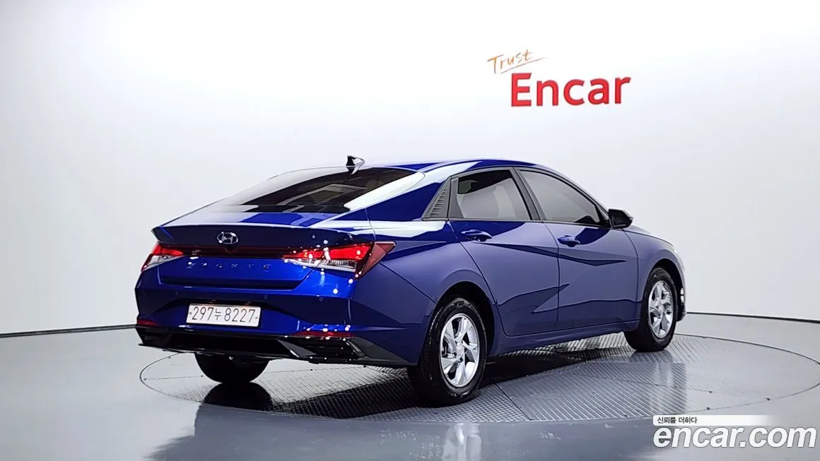 Hyundai AVANTE — фото 2