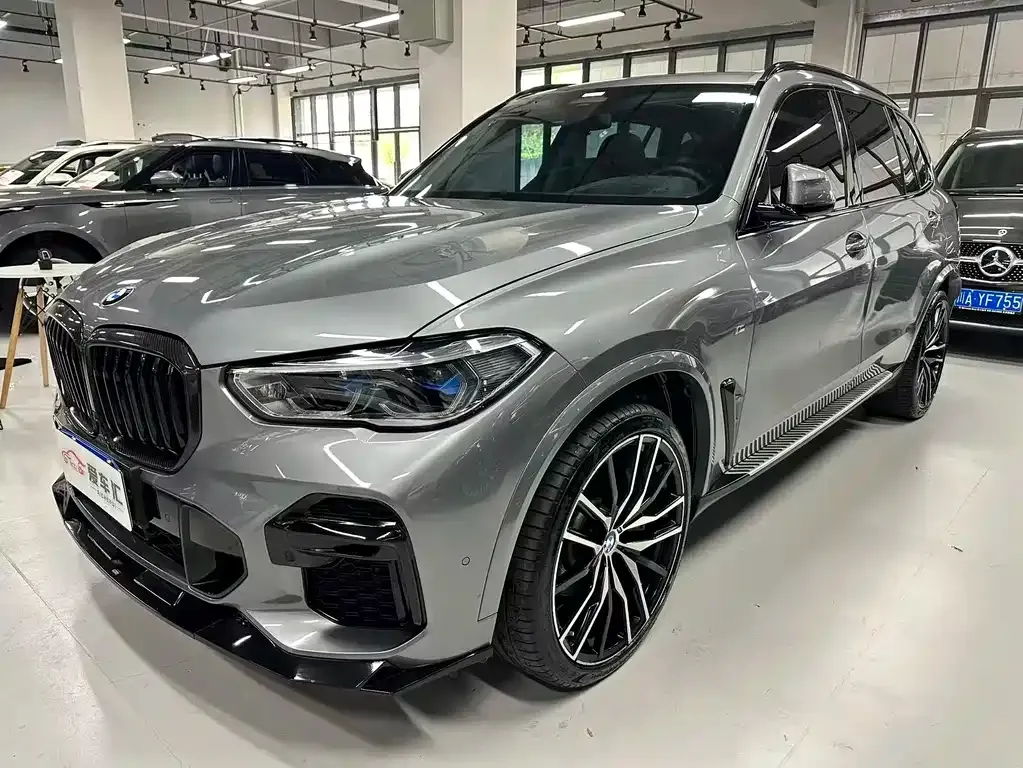 BMW X5 — фото 1