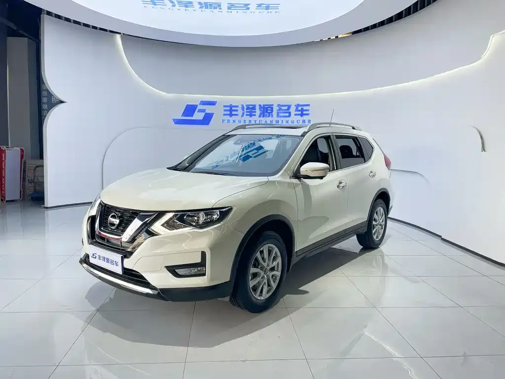 Nissan X-Trail — фото 1