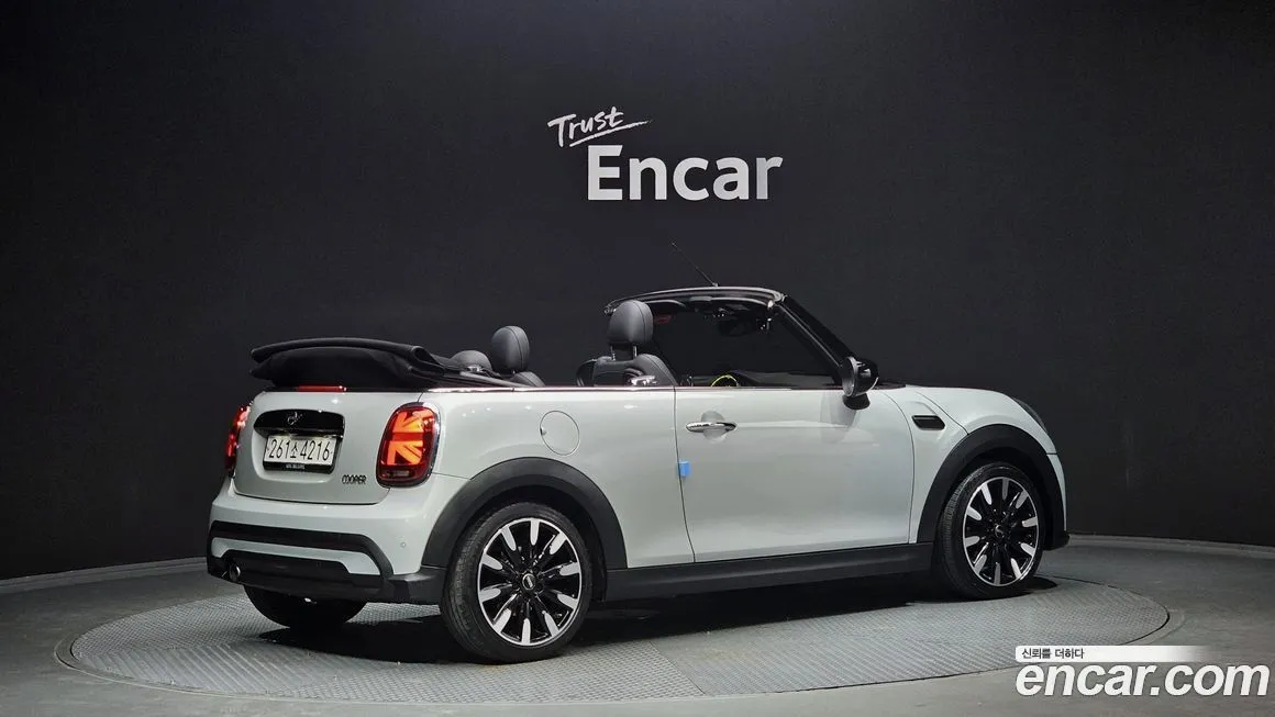 Mini Cooper Convertible — фото 2