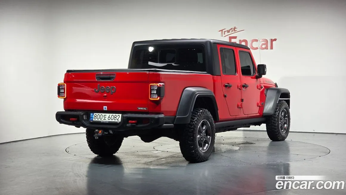 Jeep Gladiator — фото 2