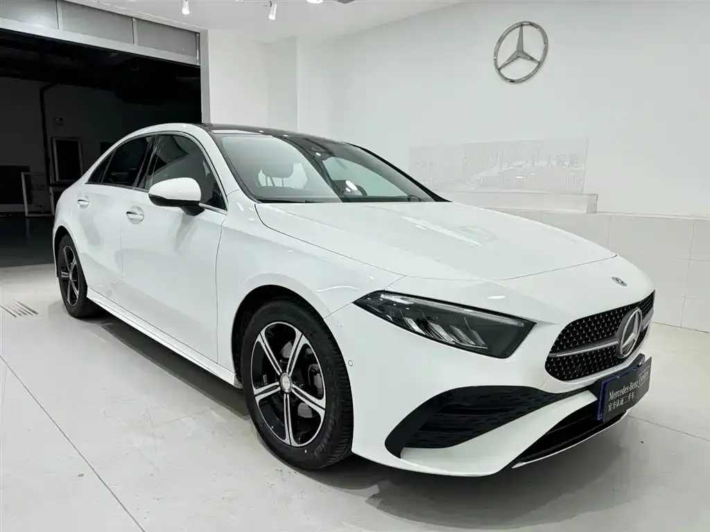 Mercedes-Benz A-Class — фото 8
