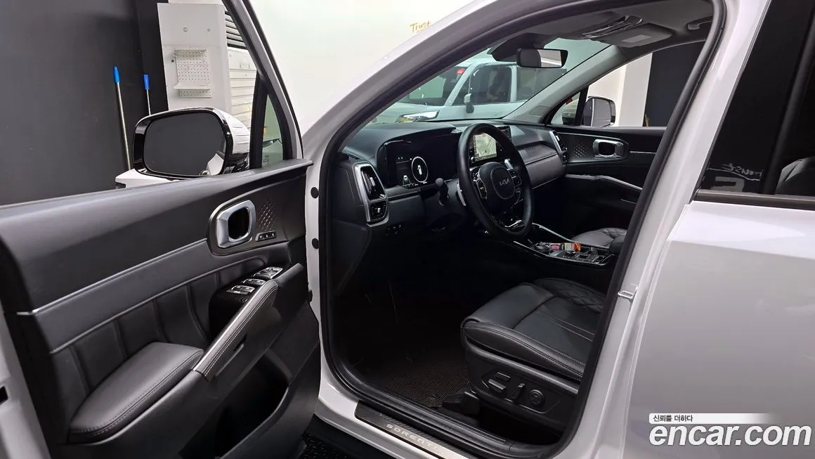 Kia Sorento — фото 10