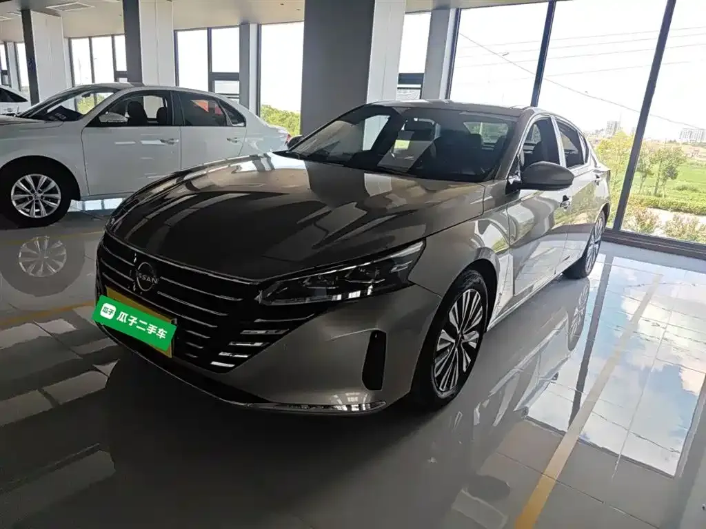 Nissan Teana — фото 2