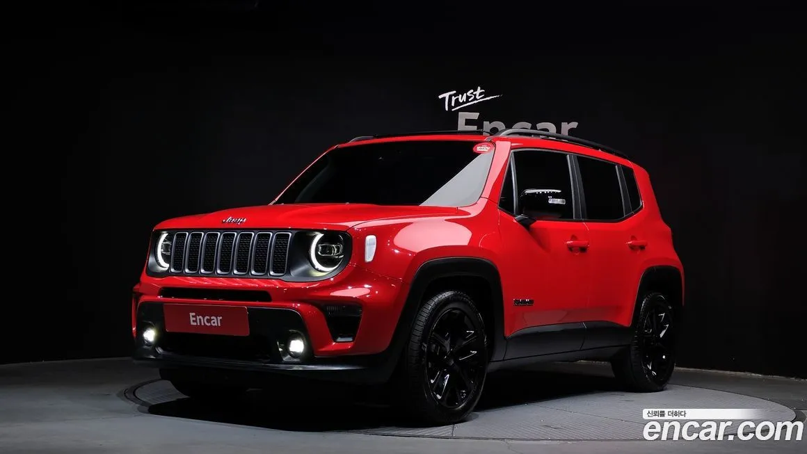 Jeep Renegade — фото 1