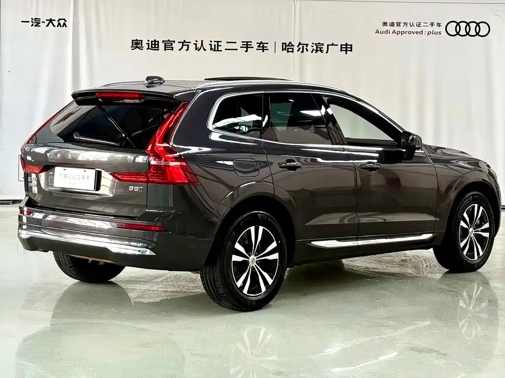 Volvo XC60 — фото 4