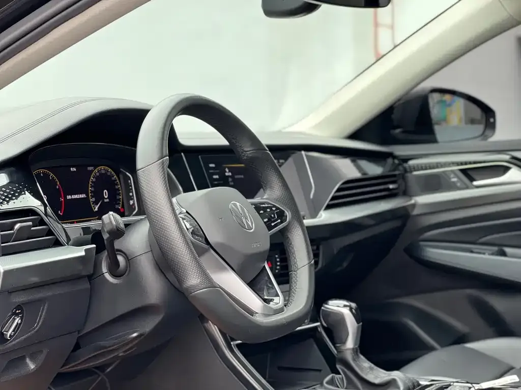 Volkswagen Passat — фото 4