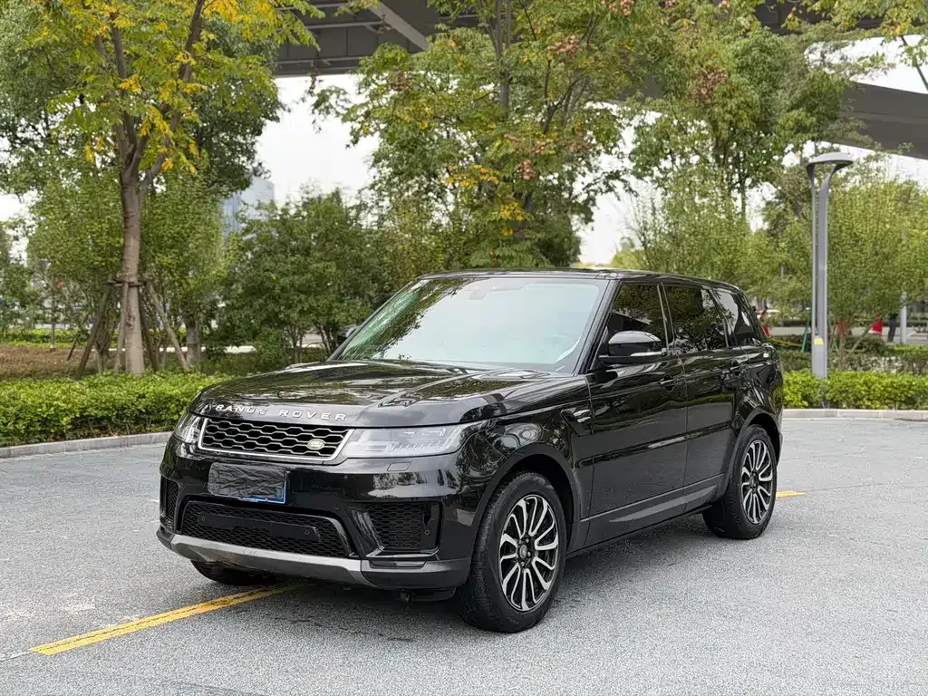 Land Rover Sport — фото 1