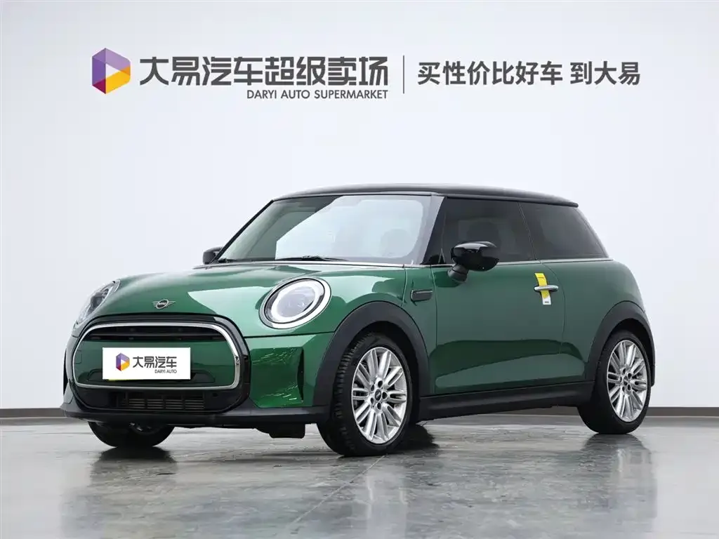 MINI Cooper (3-door) — фото 1