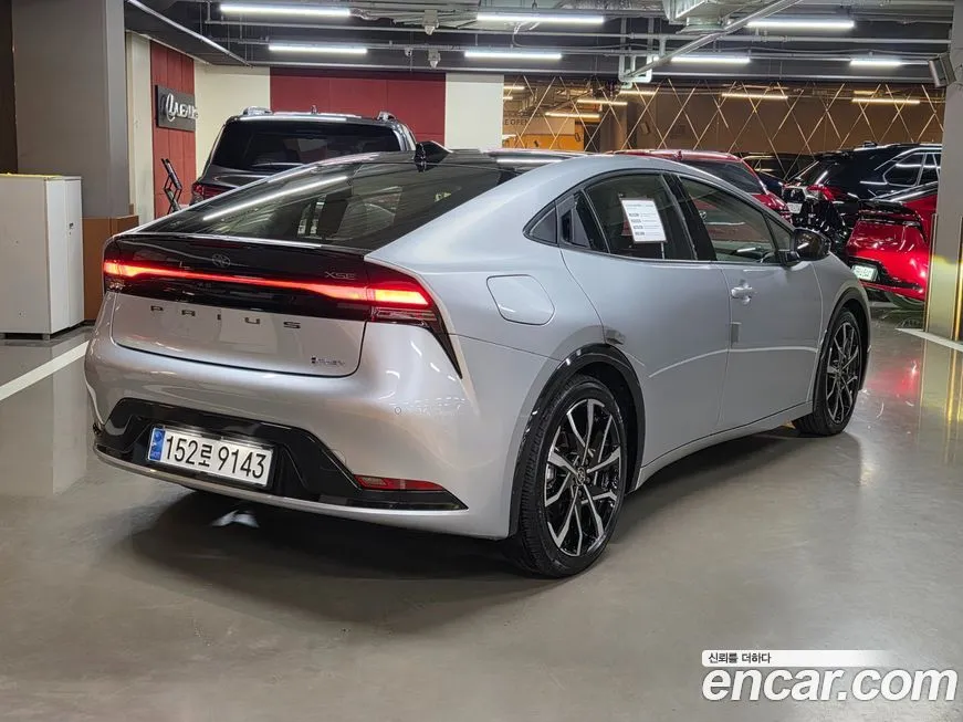 Toyota Prius — фото 2