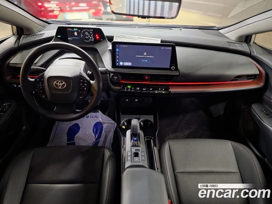 Toyota Prius — фото 7