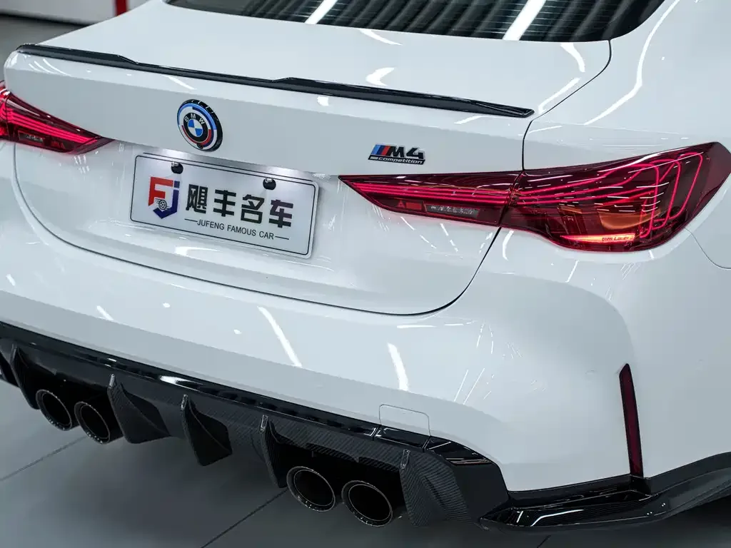 BMW M4 — фото 7