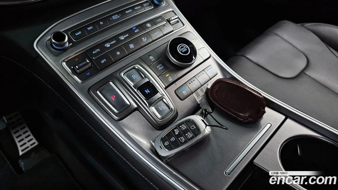 Hyundai Santafe — фото 9