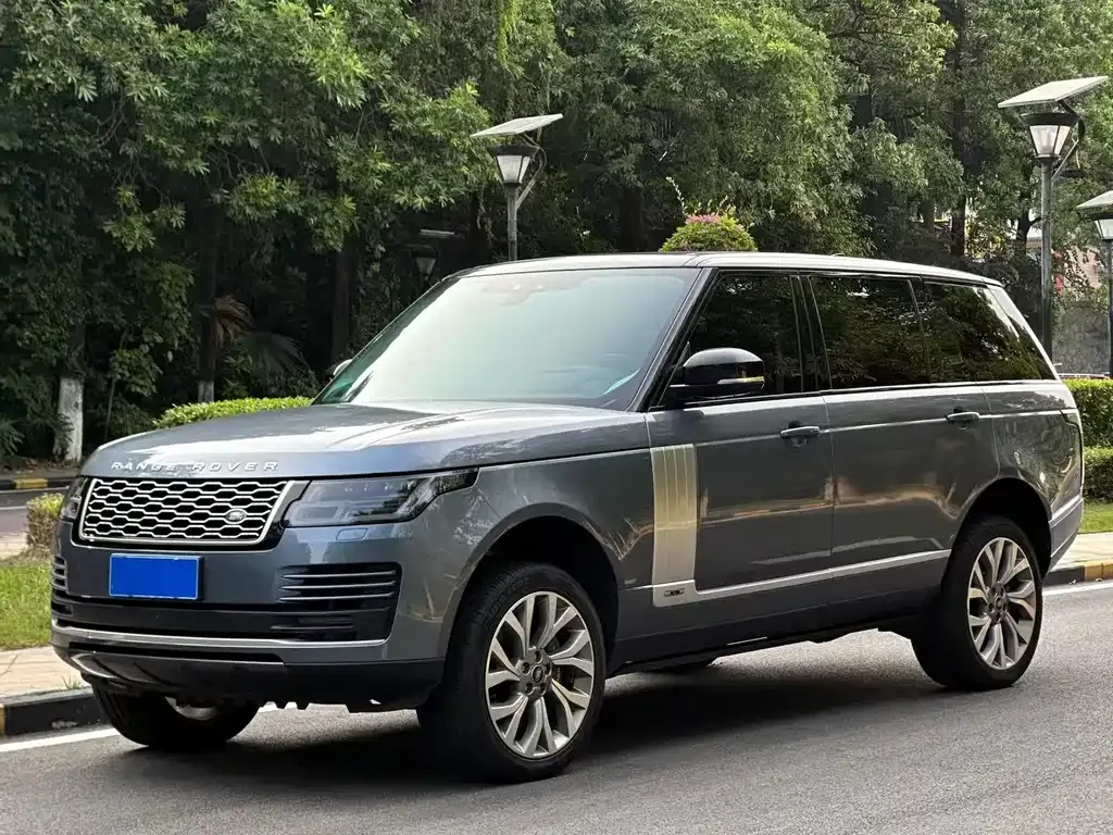 Land Rover Range Rover — фото 1