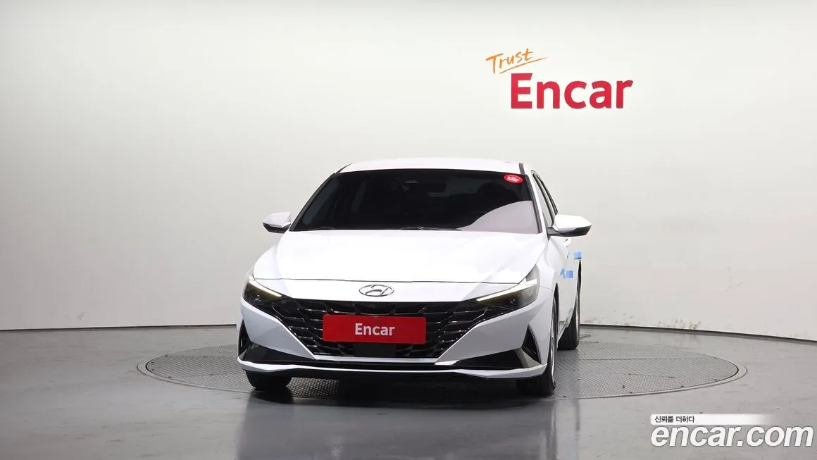 Hyundai AVANTE — фото 3