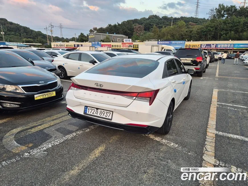 Hyundai AVANTE — фото 2