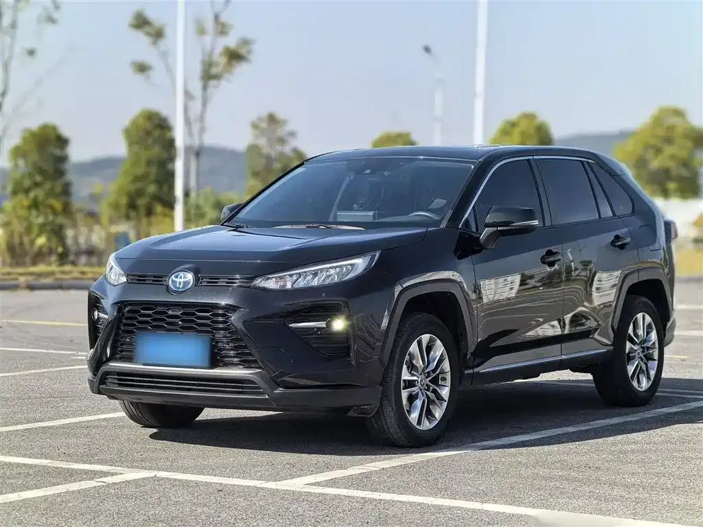 Toyota Wildlander — фото 1