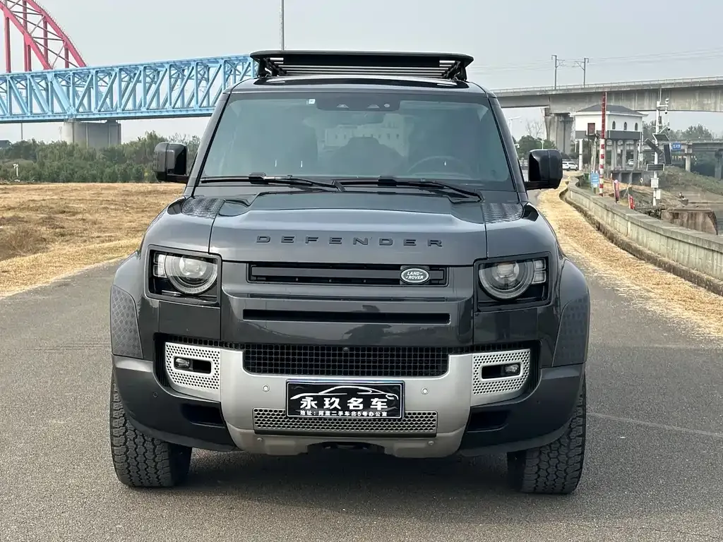 Land Rover Defender — фото 2