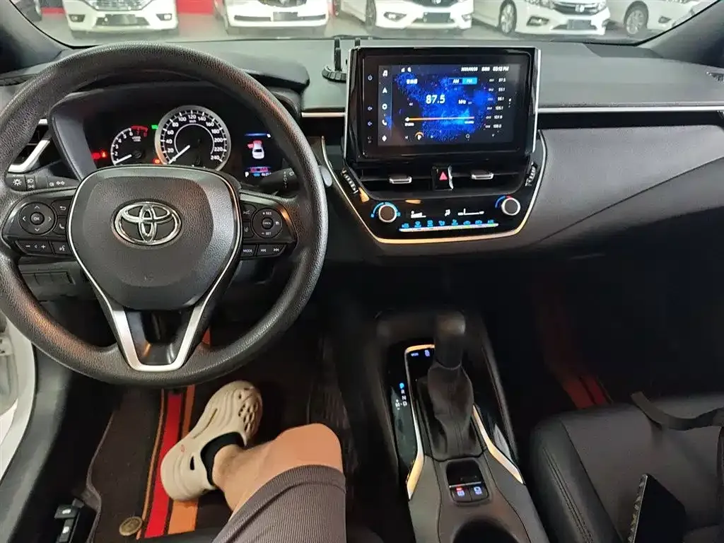 Toyota Levin — фото 10