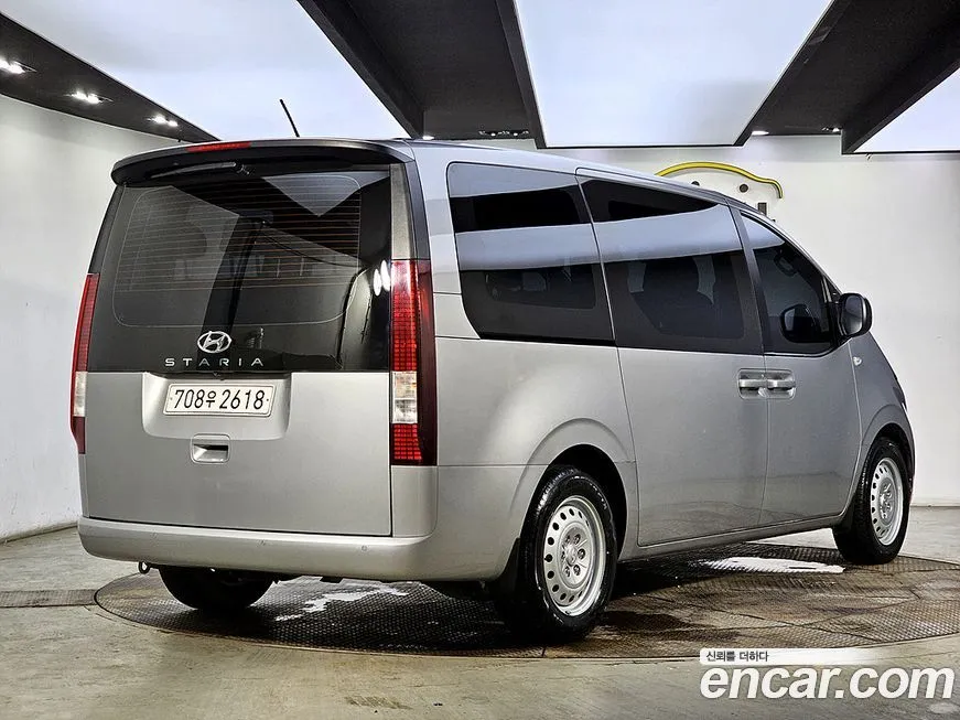 Hyundai Staria — фото 4