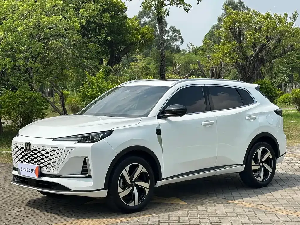 Changan CS55PLUS — фото 1