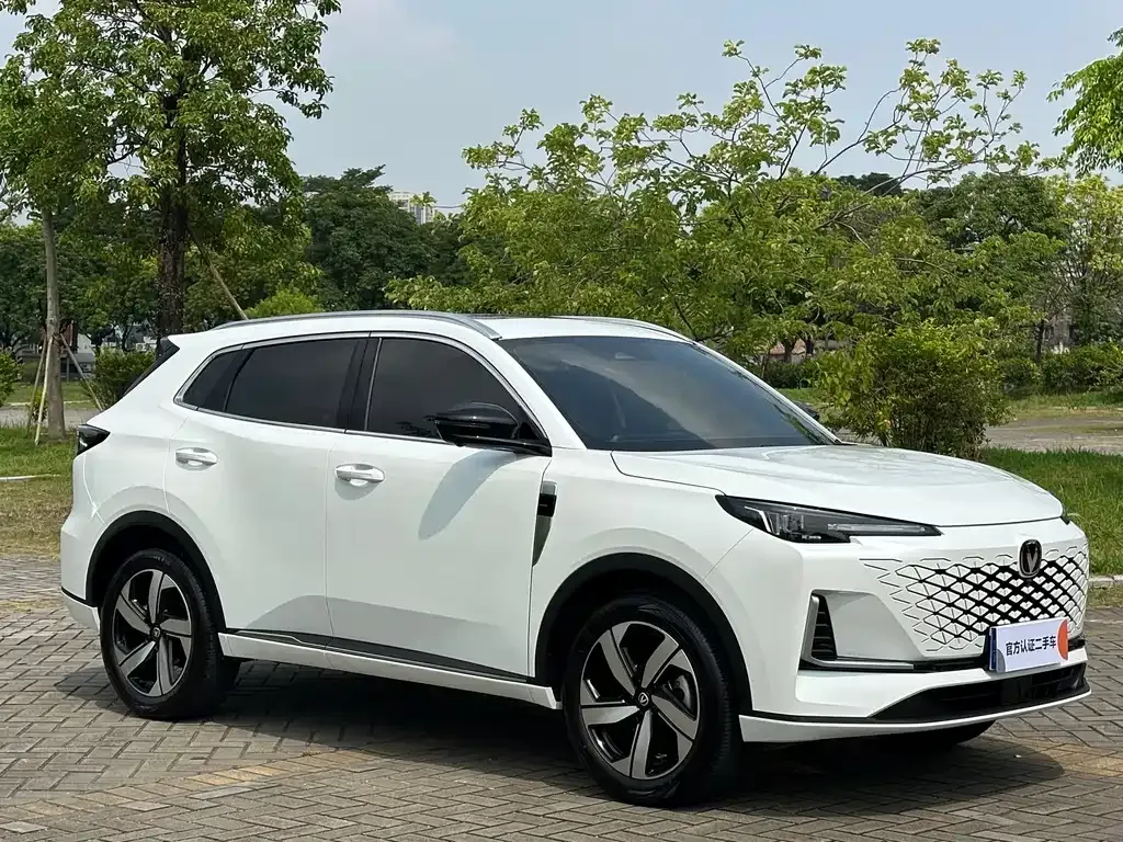 Changan CS55PLUS — фото 3