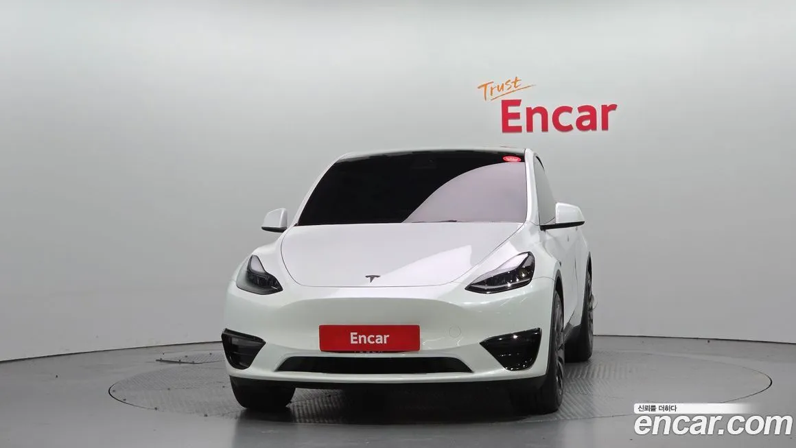 Tesla Model Y — фото 3