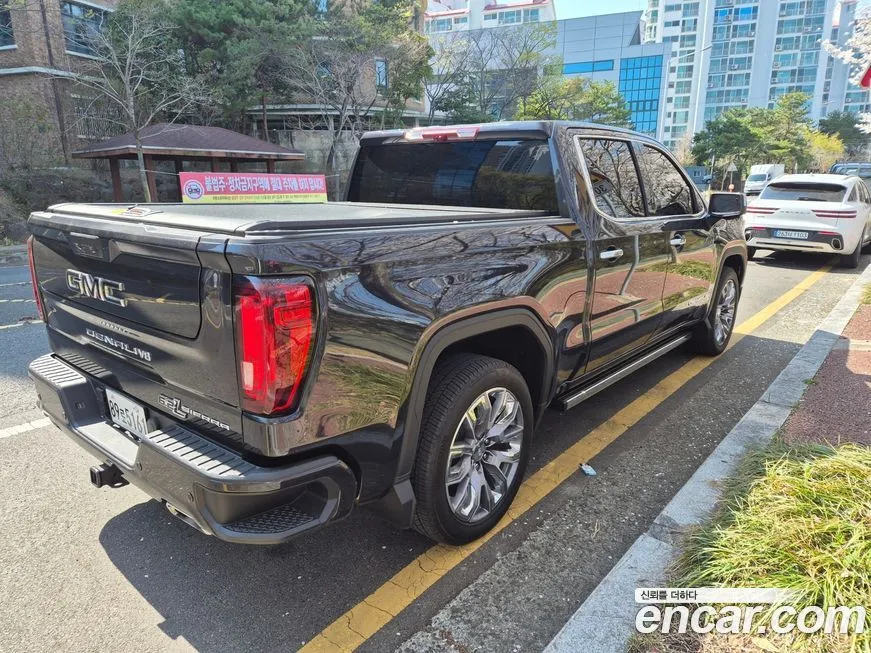 GMC Sierra — фото 2