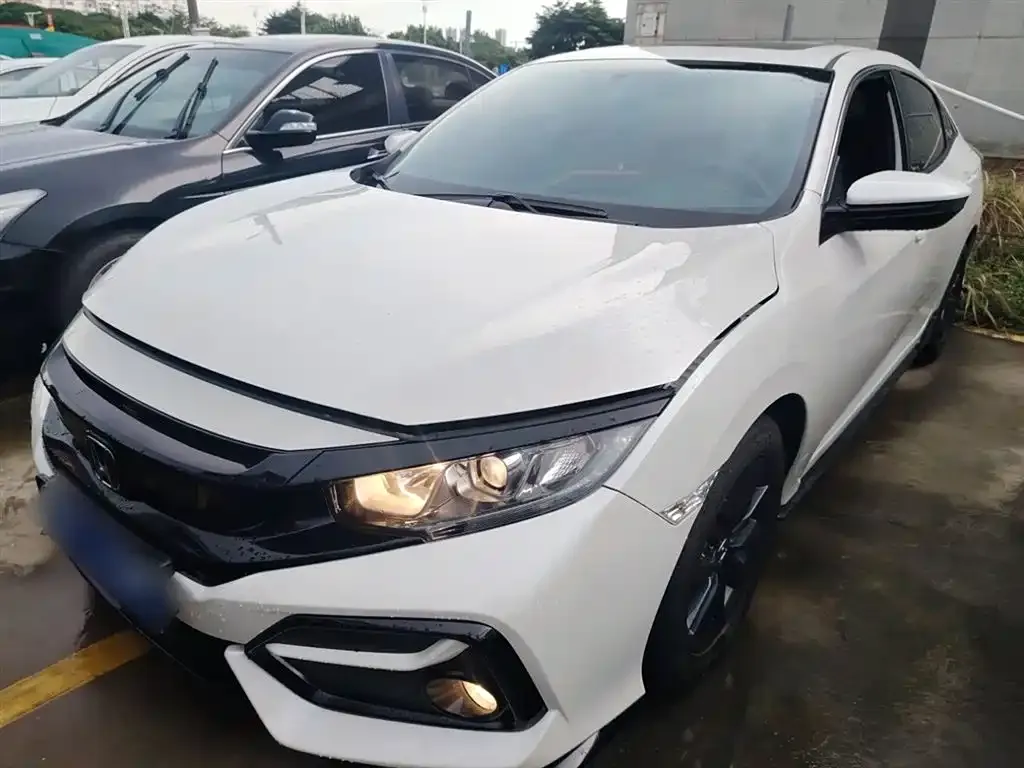 Honda Civic — фото 1