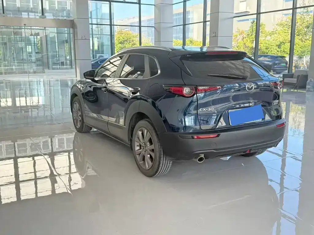 Mazda CX-30 — фото 6