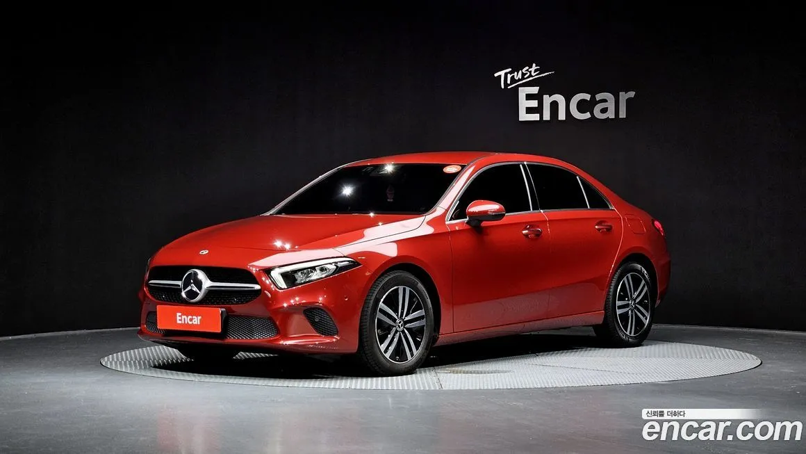 Mercedes-Benz A-Class — фото 1