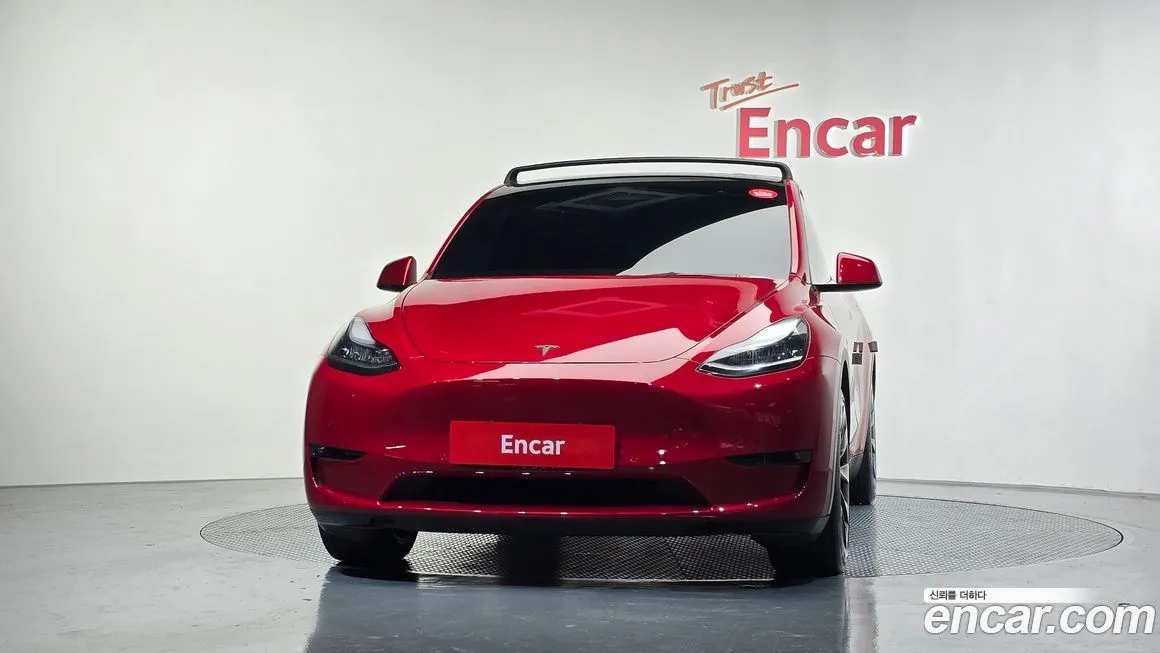 Tesla Model Y — фото 3