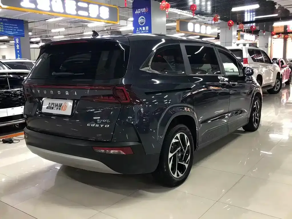Hyundai Custo — фото 7