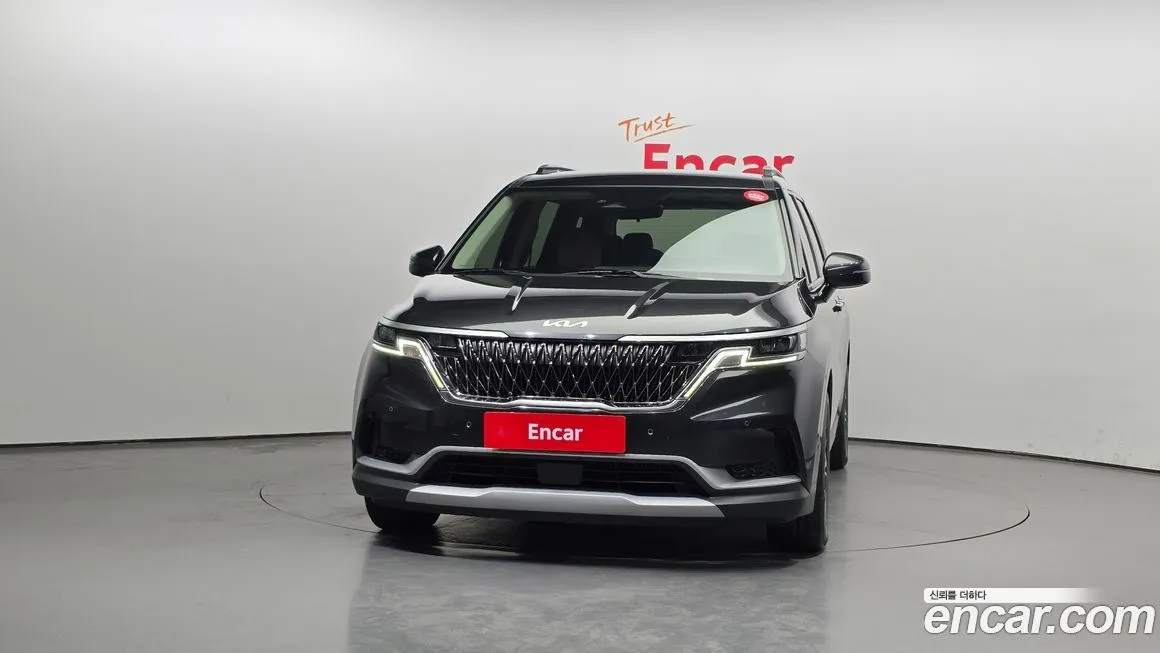 Kia Carnival — фото 3
