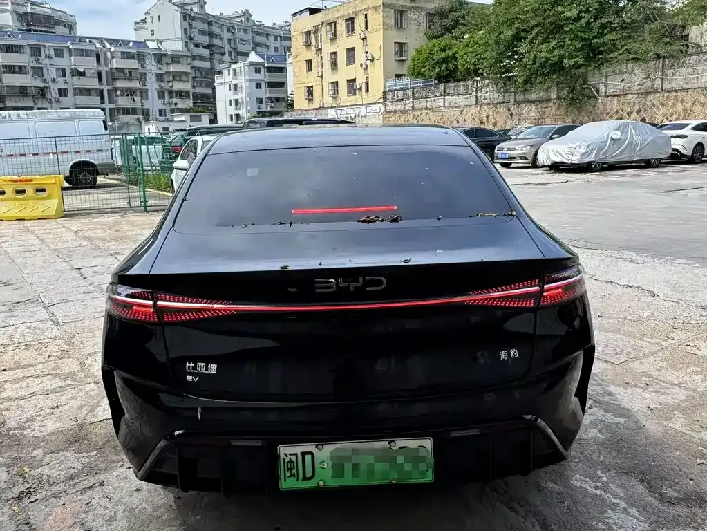 BYD Seal — фото 4