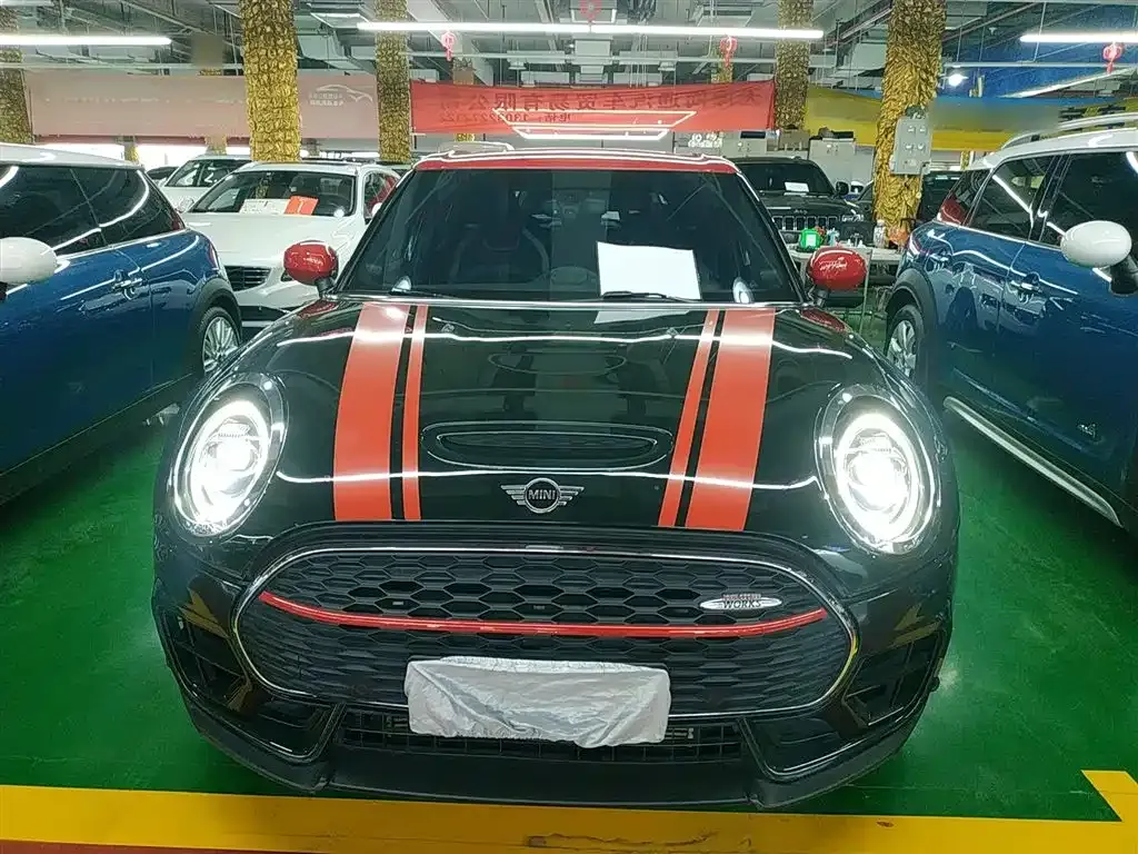 MINI Clubman JCW — фото 3