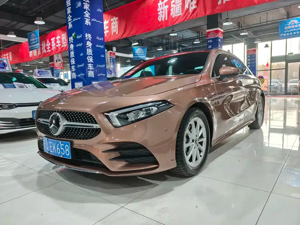 Mercedes-Benz A-Class — фото 1