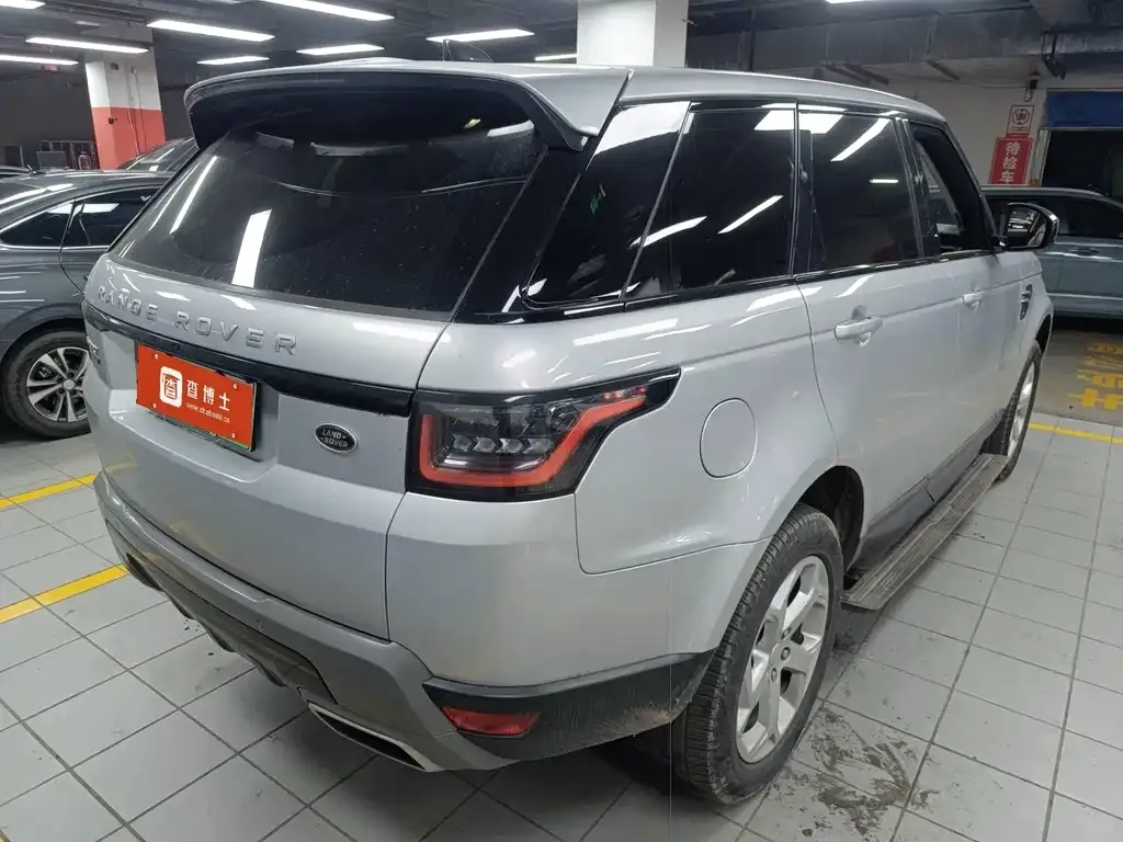 Land Rover Sport PHEV — фото 2
