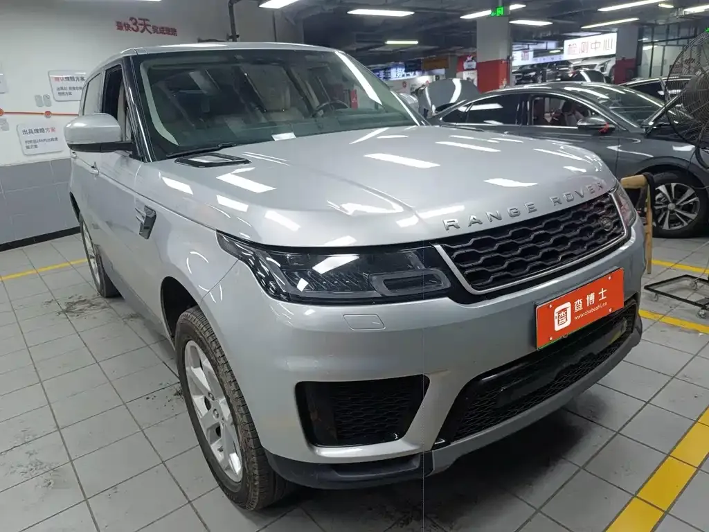 Land Rover Sport PHEV — фото 5